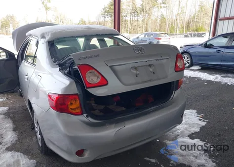 2010 Toyota Corolla Le z USA, uszkodzony, nr VIN 2T1BU4EE4AC200802